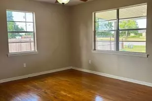206 Barton Ln, Gatesville, TX 76528 - Photo 11