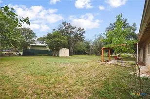 185 Oklahoma Ave, New Braunfels, TX 78130 - Photo 25