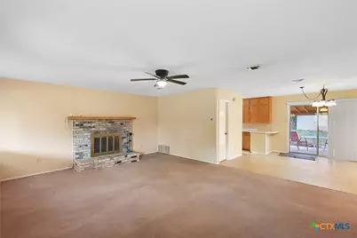 185 Oklahoma Avenue, New Braunfels, TX 78130 - Photo 7