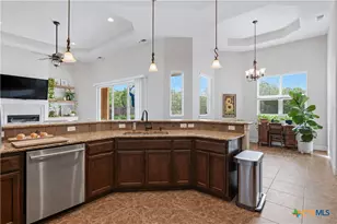 216 River Park Dr, New Braunfels, TX 78130 - Photo 11