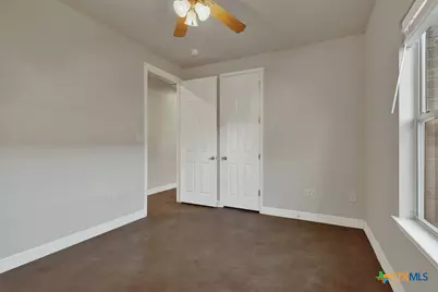388 E Faust Street, New Braunfels, TX 78130 - Photo 13