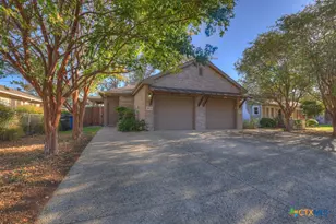 388 E Faust St, New Braunfels, TX 78130 - Photo 1