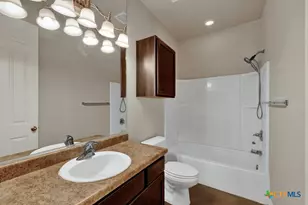 388 E Faust St, New Braunfels, TX 78130 - Photo 15