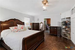 5032 S Santa Clara Rd, Seguin, TX 78155 - Photo 27