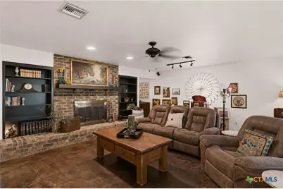 5032 S Santa Clara Road, Seguin, TX 78155 - Photo 15