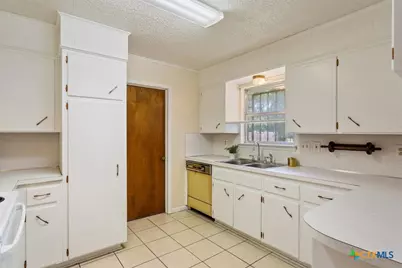 1906 Willowbend Drive, Killeen, TX 76543 - Photo 7