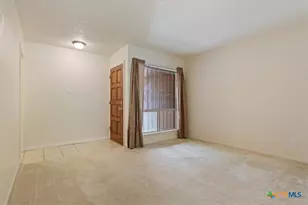 1906 Willowbend Dr, Killeen, TX 76543 - Photo 5