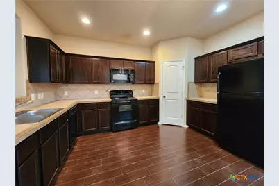 1028 Brown Rock Drive, New Braunfels, TX 78130 - Photo 13