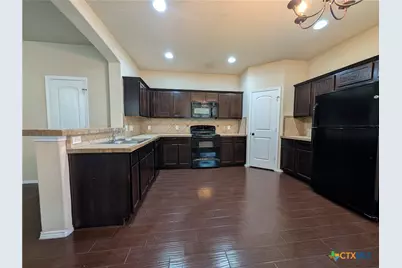 1028 Brown Rock Drive, New Braunfels, TX 78130 - Photo 11