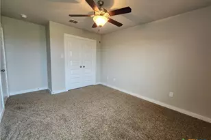 319 Creekside Curve, New Braunfels, TX 78130 - Photo 25