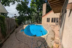 2573 Blumberg Park, Seguin, TX 78155 - Photo 5
