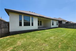 1331 Gruene Glen, New Braunfels, TX 78132 - Photo 35