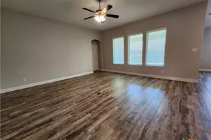 1331 Gruene Glen, New Braunfels, TX 78132 - Photo 3