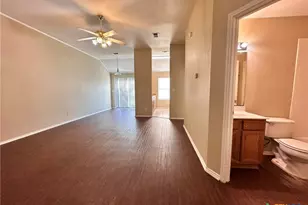 3031 Pine Valley Dr, New Braunfels, TX 78130 - Photo 3