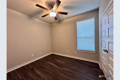 371 Creekside Curve, New Braunfels, TX 78130 - Photo 15
