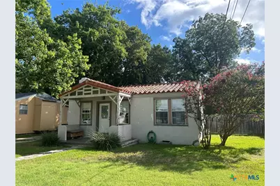 1030 Cole Avenue, New Braunfels, TX 78130 - Photo 3