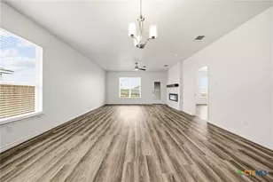 1215 Victory Rnch Trl, Killeen, TX 76549 - Photo 11