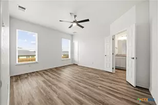 1215 Victory Rnch Trl, Killeen, TX 76549 - Photo 13