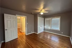 893 Pine St, New Braunfels, TX 78130 - Photo 17