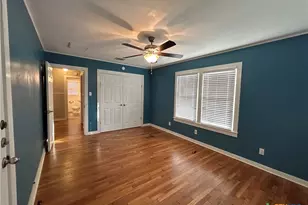 893 Pine St, New Braunfels, TX 78130 - Photo 13