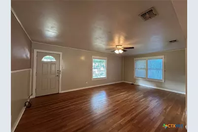 893 Pine Street, New Braunfels, TX 78130 - Photo 7