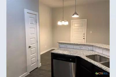 350 Creekside Curve, New Braunfels, TX 78130 - Photo 15