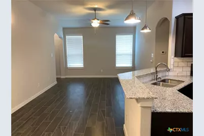 350 Creekside Curve, New Braunfels, TX 78130 - Photo 9