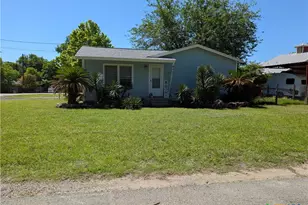 890 Josephine St, New Braunfels, TX 78130 - Photo 1