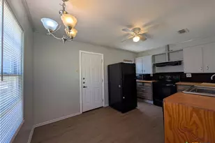 890 Josephine St, New Braunfels, TX 78130 - Photo 7
