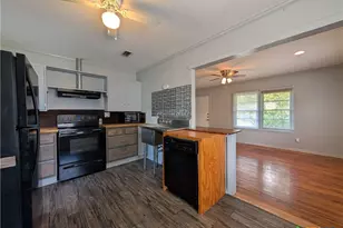 890 Josephine St, New Braunfels, TX 78130 - Photo 5
