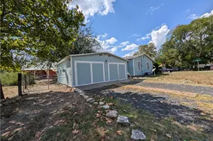 890 Josephine St, New Braunfels, TX 78130 - Photo 23