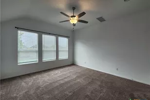 5923 Corsicana Cv, Seguin, TX 78155 - Photo 11