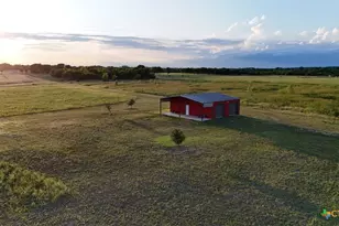 16066 McLennan Rd, Troy, TX 76579 - Photo 9