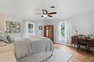 1031 E Walnut St, Seguin, TX 78155 - Photo 23