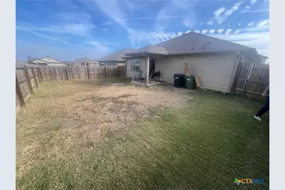 104 Green Jay Drive, Jarrell, TX 76537 - Photo 15