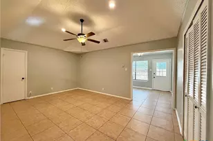 705 Woodcrest Cir, New Braunfels, TX 78130 - Photo 11