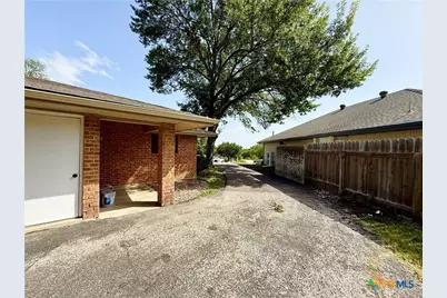 705 Woodcrest Circle, New Braunfels, TX 78130 - Photo 23