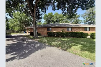 705 Woodcrest Circle, New Braunfels, TX 78130 - Photo 1