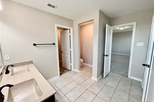 1905 Brook Bend, New Braunfels, TX 78130 - Photo 15