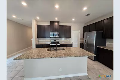 1905 Brook Bend, New Braunfels, TX 78130 - Photo 3