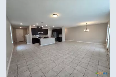 1905 Brook Bend, New Braunfels, TX 78130 - Photo 5