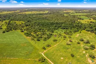 337 Private Rd 1015, Hallettsville, TX 77964 - Photo 15