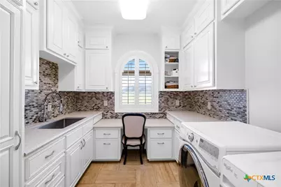 448 Champlain Street, Victoria, TX 77905 - Photo 23