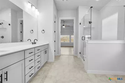 1546 Escarpment, New Braunfels, TX 78132 - Photo 11