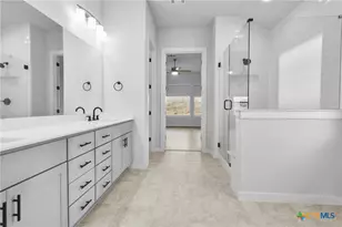 1546 Escarpment, New Braunfels, TX 78132 - Photo 11