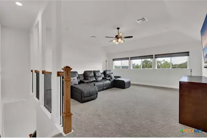 10696 Chestnut Warbler, New Braunfels, TX 78132 - Photo 41