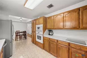 381 Norwood Dr, Woodway, TX 76712 - Photo 21