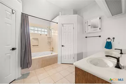 381 Norwood Drive, Woodway, TX 76712 - Photo 13