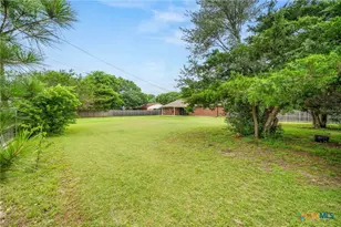 381 Norwood Dr, Woodway, TX 76712 - Photo 33