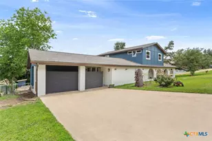 2617 River Oaks Dr, Belton, TX 76513 - Photo 3